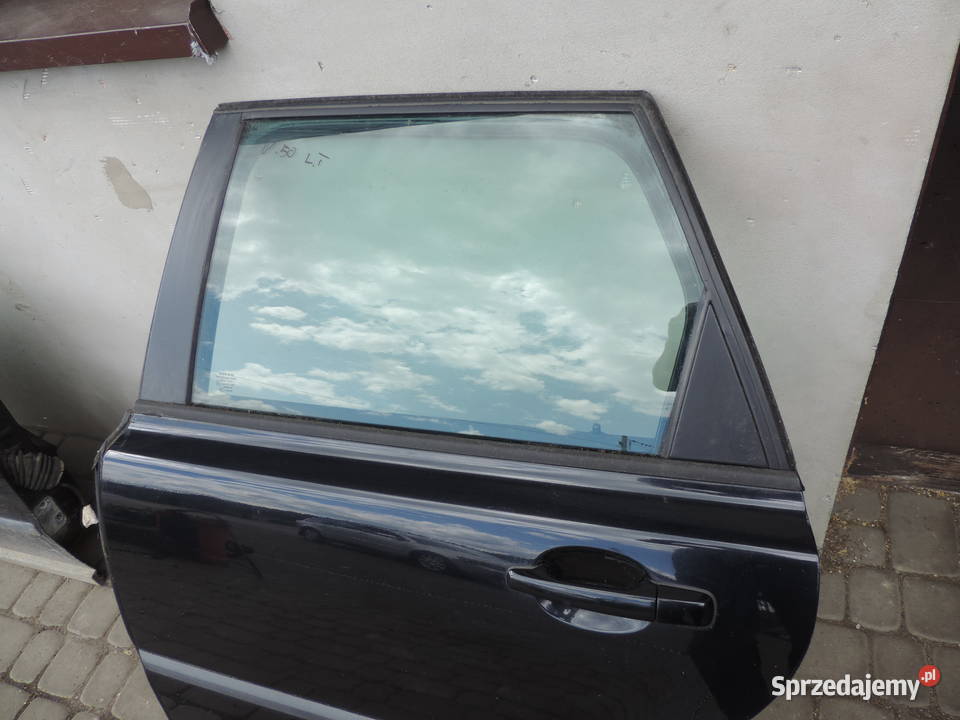 DRZWI LEWY TYŁ VOLVO V50 sprzedam