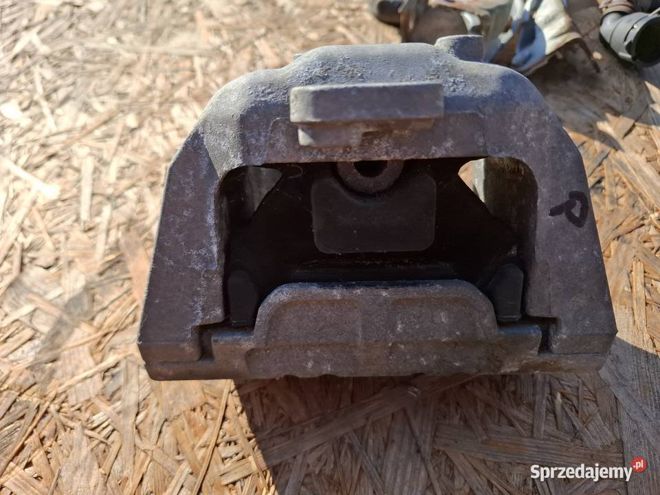 Łapa poduszka silnika prawa Toledo II Leon I osobowe Zawieszenie silnika małopolskie Przyborów