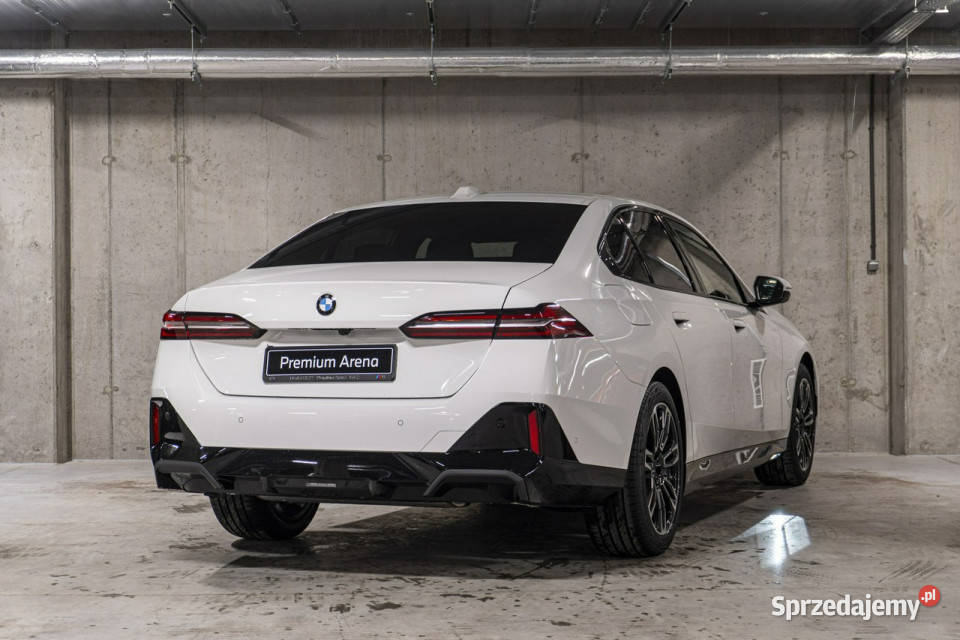 BMW 520 520i Limuzyna Dostępny ręki G60 2023 Łódź sprzedam
