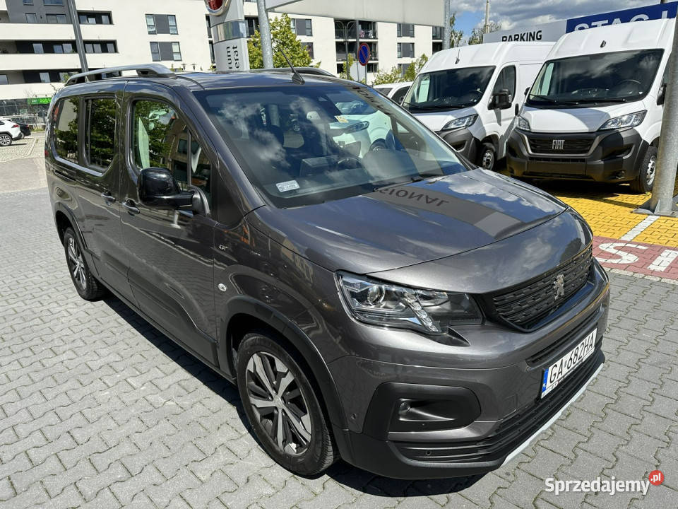 Peugeot RIFTER samochód krajowy 2kpl opon Rok produkcji 2021 Tychy