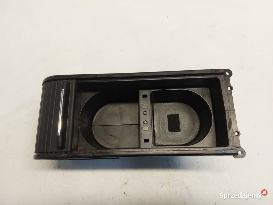 Subaru WRX STI 2015r roleta żaluzja schowek Motoryzacja