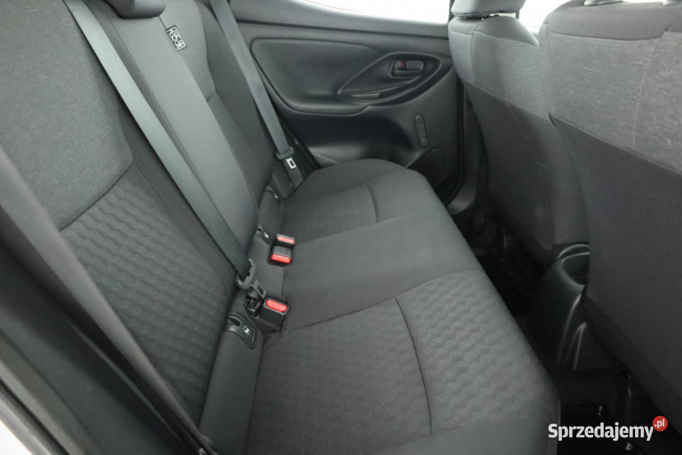 Toyota Yaris 10 VVTi pełny VAT Yaris Piaseczno sprzedam