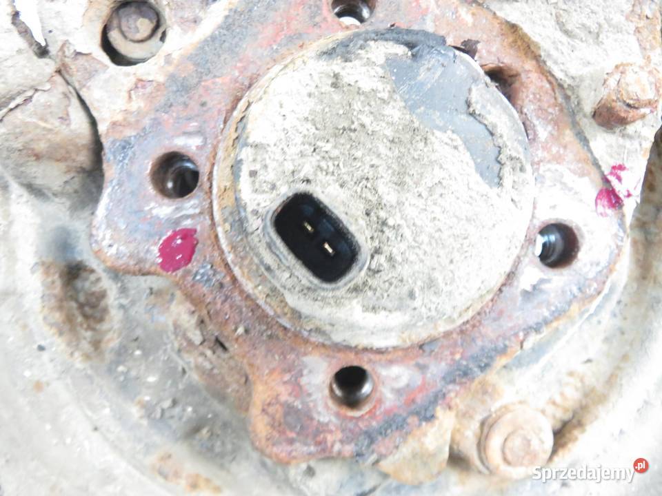 PIASTA TYLNA PRAWA TOYOTA COROLLA Verso 2001