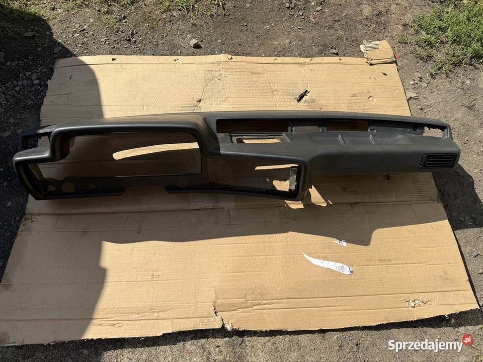 Deska rozdzielcza BMW e21 Mszana