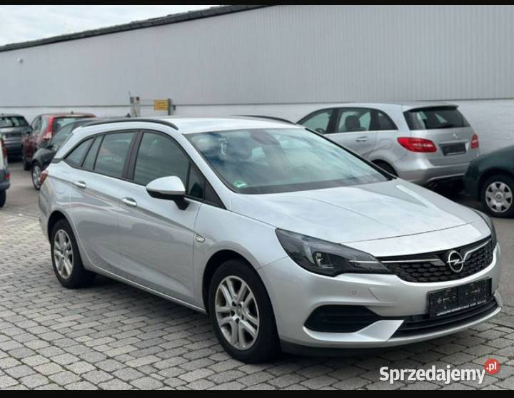 Opel Astra 15 CDTI Sportstourer 2020 import Ciechanów sprzedam