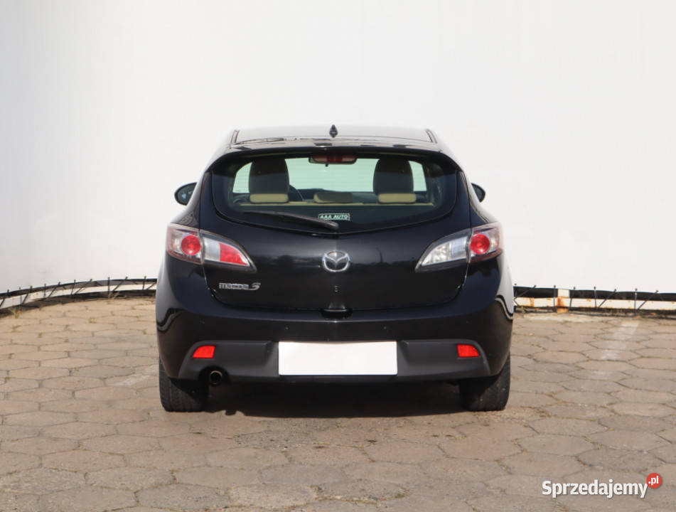 Mazda 3 16
