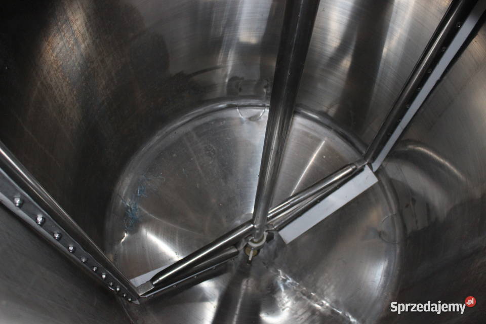 zbiornik 1500l nierdzewny z mieszadłem ze sprzedam