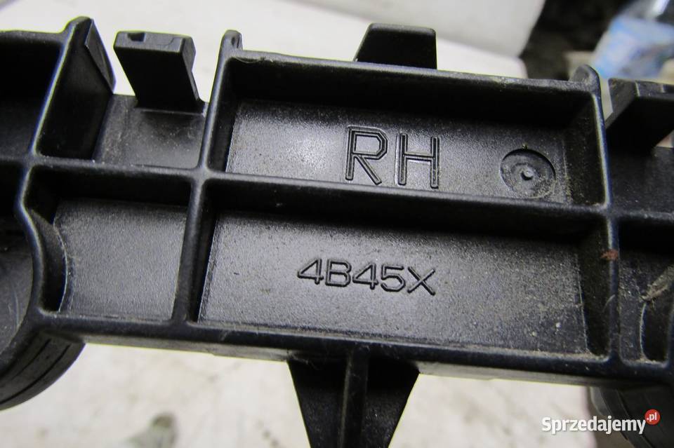 ŚLIZG MOCOWANIE ZDERZAKA PRAWY TYŁ MITSUBISHI lubelskie