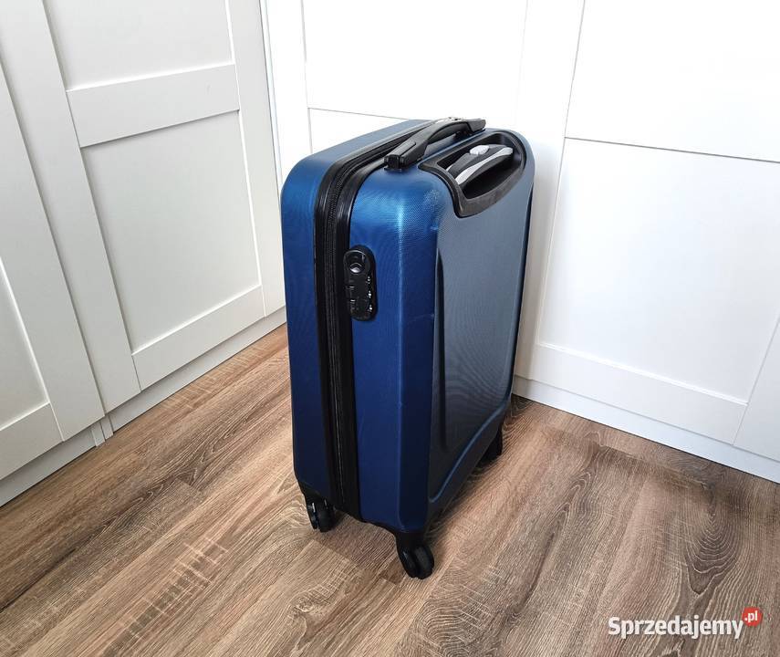 WALIZKA Torba podróżna na kółkach Semi Line Brzostek sprzedam