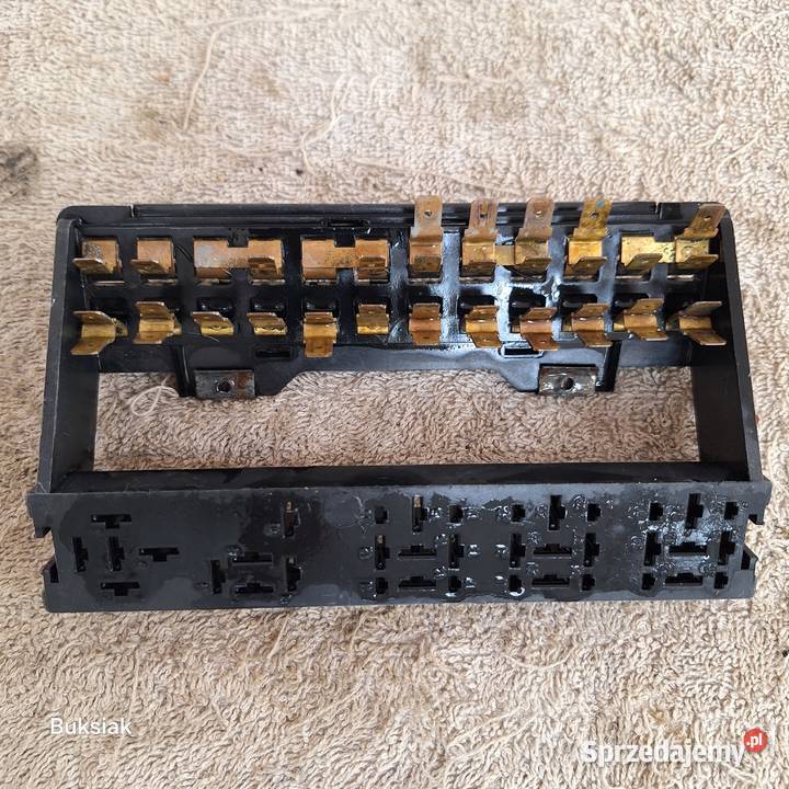 VW Garbus skrzynka bezpieczników na 12 bezp mazowieckie Gołków