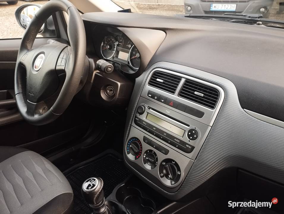 Fiat Punto 14 salon I wł 49 przebiegu Rok produkcji 2009 Warszawa