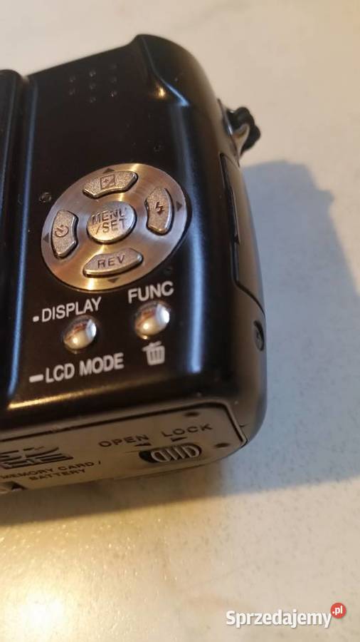 Aparat LUMIX DMCTZ3 plus ladowarka DEA45B Puławy sprzedam