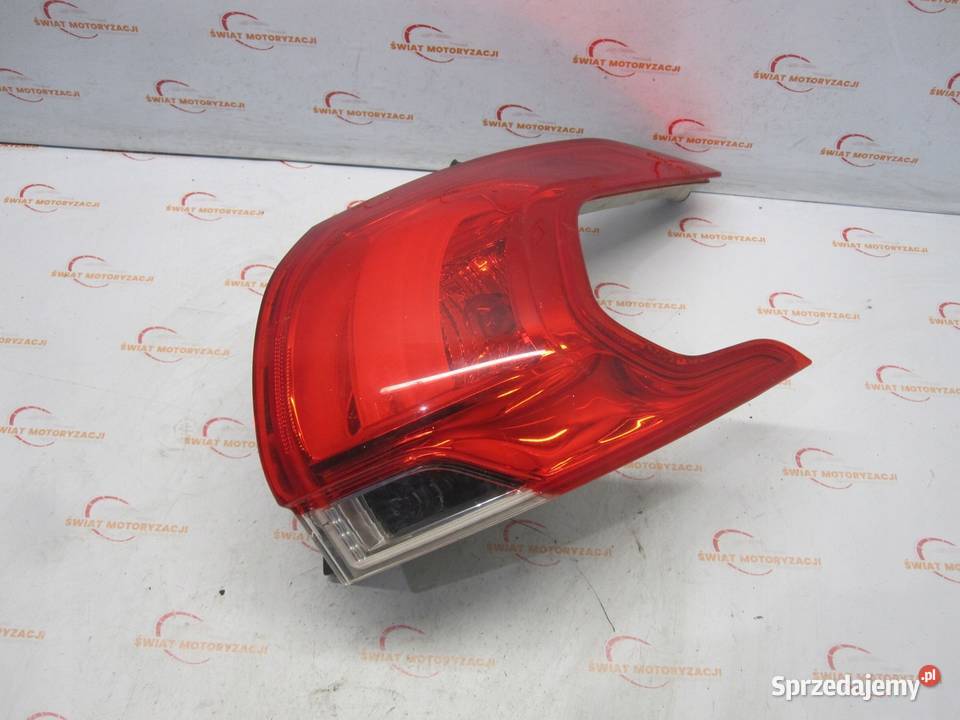 PEUGEOT 2008 I 13r lampa prawa tył 9678074380 Lampy tylne Kielce sprzedam