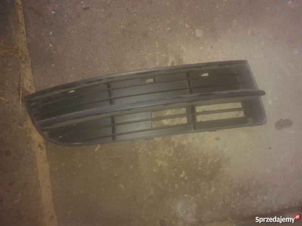 VW TOURAN 0406 KRATKA ATRAPA ZASLEPKA NOWA PRAWA sprzedam