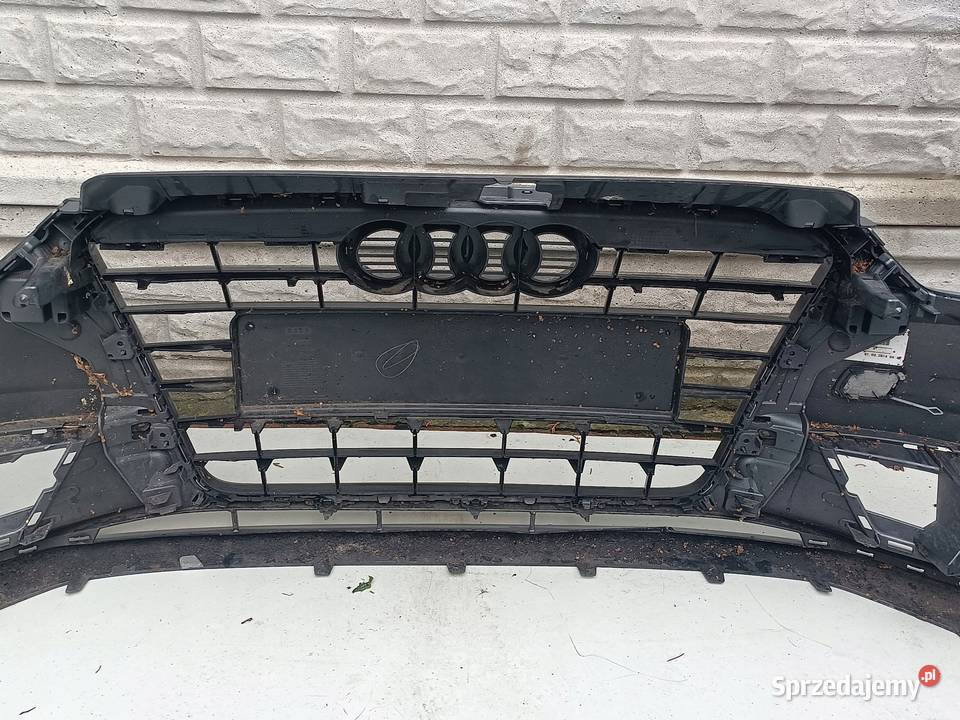 AUDI A3 8V5 ZDERZAK PRZÓD PRZEDNI SEDAN osobowe Zderzaki Przemęt