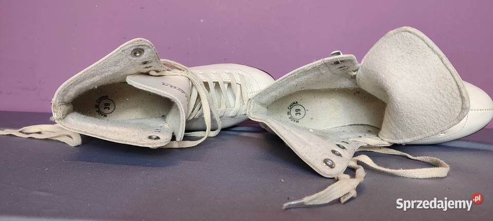 Łyżwy figurowe białe rozmiar 39 wkładka 254 24 Jasień