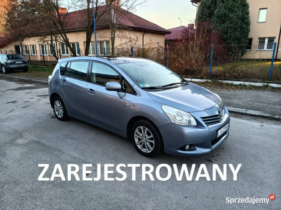 Toyota Verso Bezwypadkowy historia serwisowa 7 Janów Lubelski