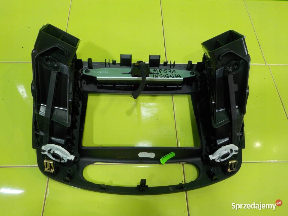 INSIGNIA A LIFT 20 CDTI 15r ramka radia kratki