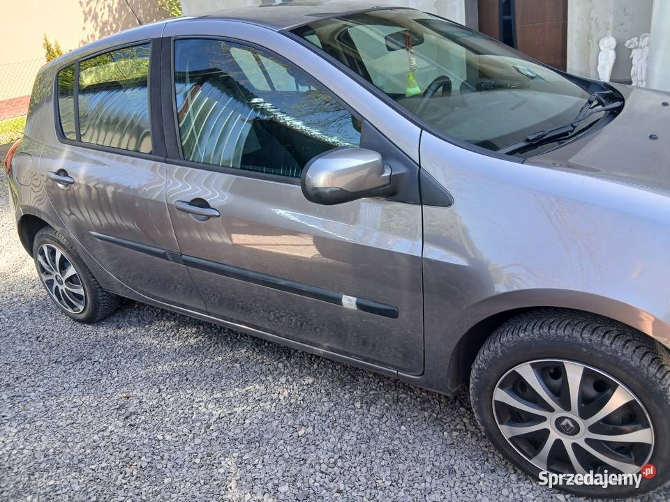 Renault Clio 3 2010r 12 benzyna centralny zamek Clio Jastrzębie-Zdrój sprzedam