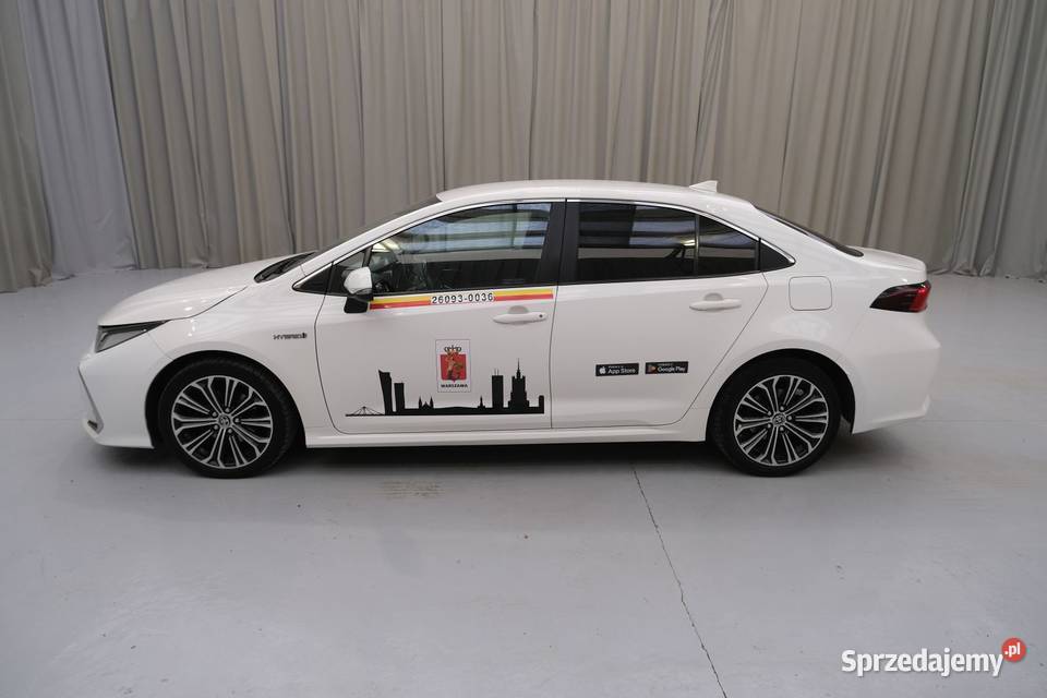 TOYOTA COROLLA 2021 179800 3 98 98KM Warszawa