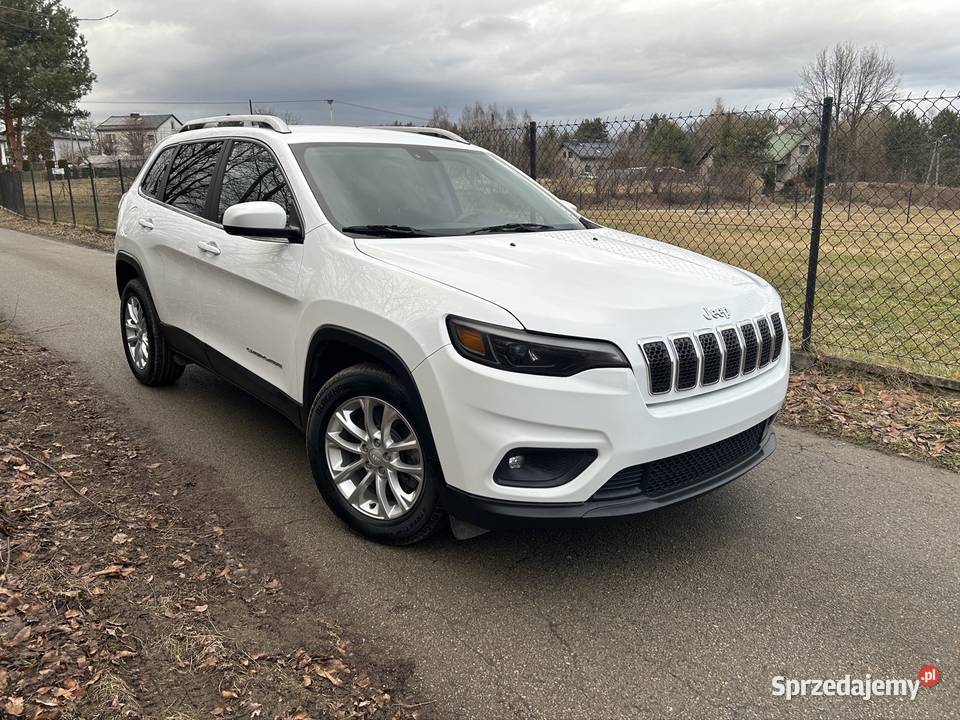 Jeep Cherokee 24 Benzyna 180 LED CarPlay Automat przyciemniane szyby