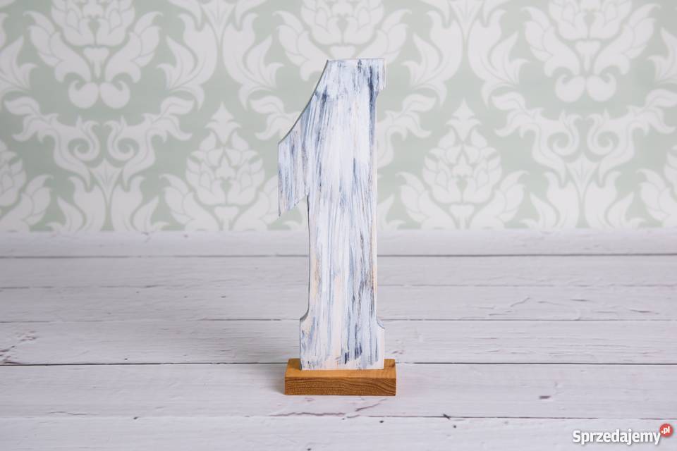 Drewniane cyferki cyfra 1 jedynka foto rekwizyt Milicz