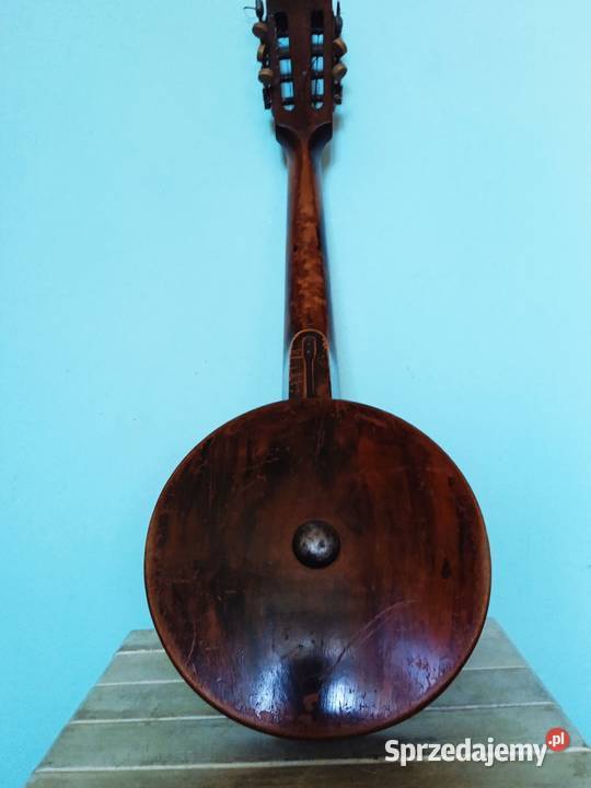 Stare instrumenty muzyczne z lat 40 tych Kraków