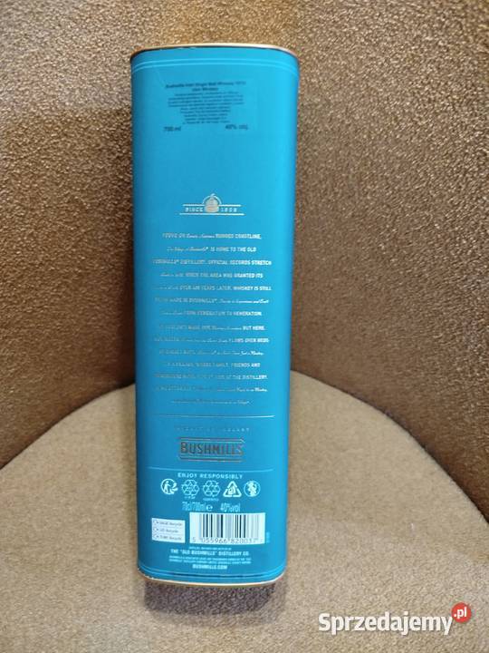 Ozdobne pudełko z grubego kartonu z metalowymi małopolskie Kraków