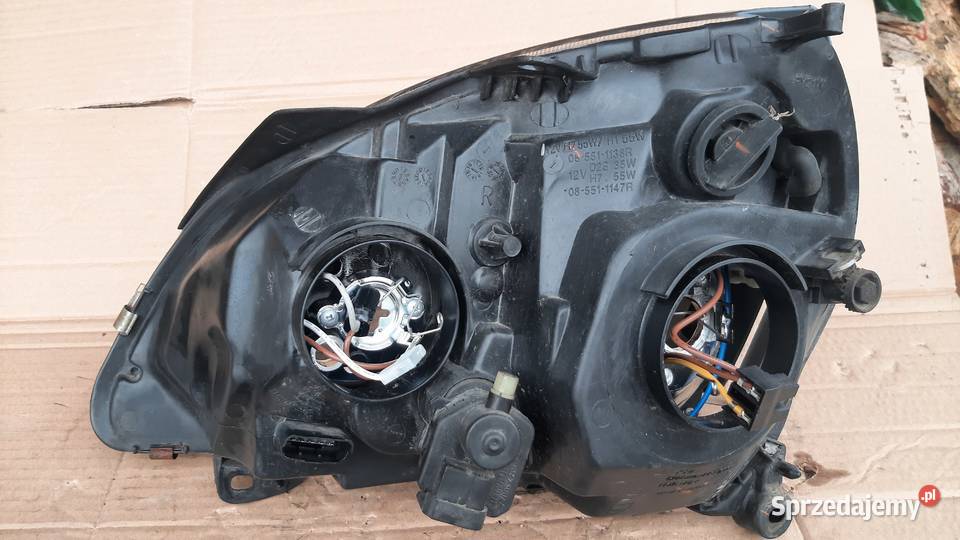 lampa prawa prawy przód renault clio II FL lift Dębno
