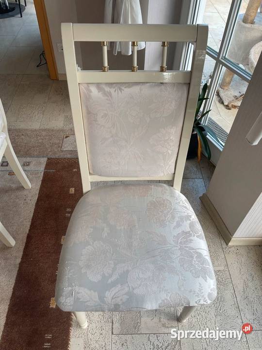 Jadalnia włoska witryna komoda stół krzesła Sypniewo