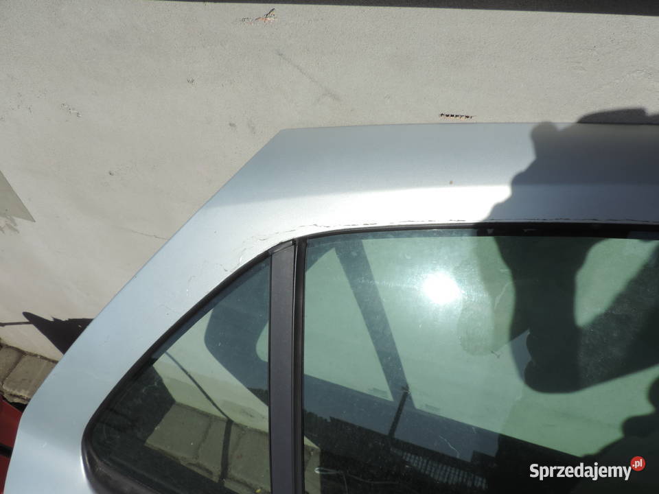 RENAULT LAGUNA 2 HB DRZWI PRAWY TYŁ małopolskie