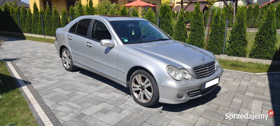 Mercedes-Benz Klasa C W203 2006r Polift 2.2 cdi automat