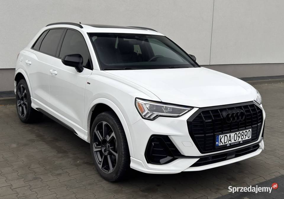 Audi Q3 2022 20tfsi Quattro SLINE Black Optic Dąbrowa Tarnowska