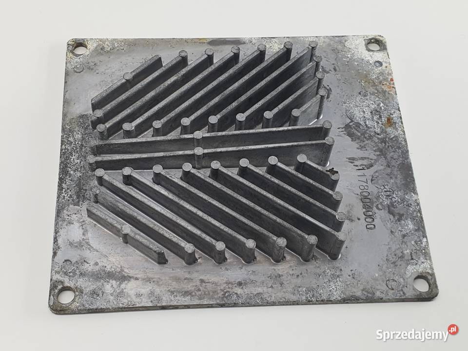 OBUDOWA RADIATOR PODSTAWA CHLODZENIE PEUGEOT Janowice