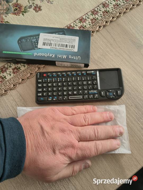 Klawiatura mini bezprzewodowa z touchpadem Klawiatury i myszy Rzeszów