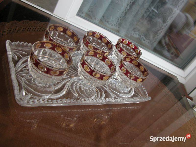 stylowe kieliszki lampki na tacy Gorzów Wielkopolski