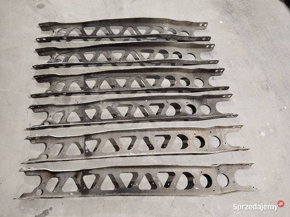 Używana łapa wspornik wału podpora wału Mazda osobowe Reda