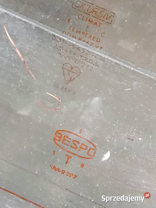 Fiat 125p szyby przednie tylne uszczelki osobowe Stalowa Wola sprzedam