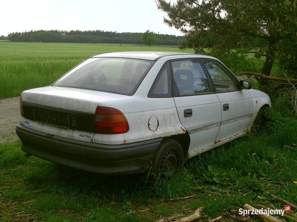 Opel astra f na czesciwnetrze itp 14 16 17 i Lębork