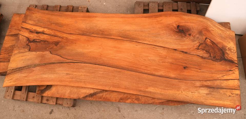 Blaty z litego drzewa mango Goławin