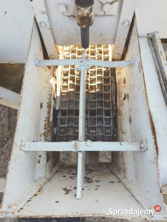 Rozsiewacz Wapna nie Amazone Korfantów