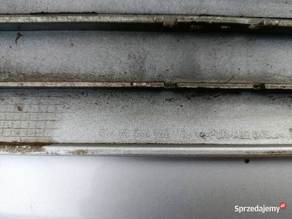 OPEL OMEGA B LISTWY BOCZNE KOMPLET Drezdenko sprzedam