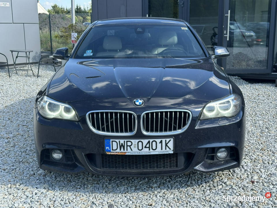 BMW 528 BMW F10 528i xDrive 245 2016r M pakiet czarny Wrocław