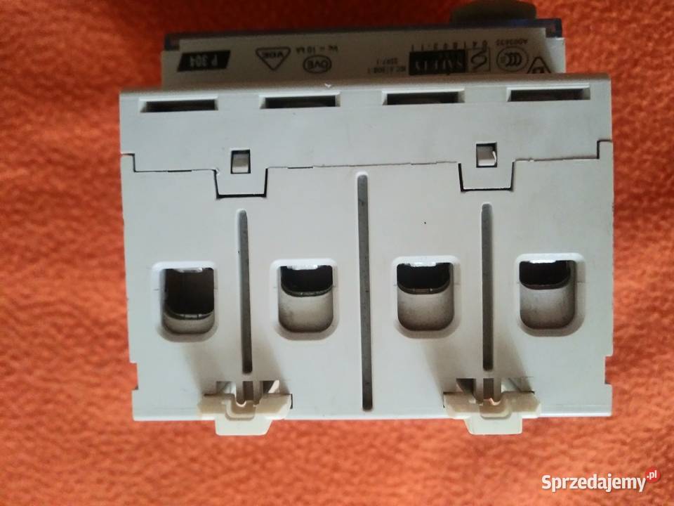 WYŁĄCZNIK RÓŻNICOWOPRĄDOWY LEGRAND 63A 400V