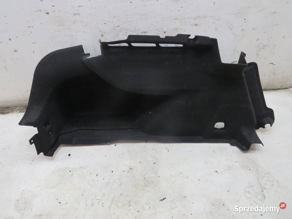 BOCZEK BAGAZNIKA LEWY SEDAN PASSAT B8 3G5867427