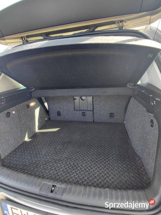 VW TIGUAN 20 TDI 4X4 140 składany hak metalowa Wieluń sprzedam