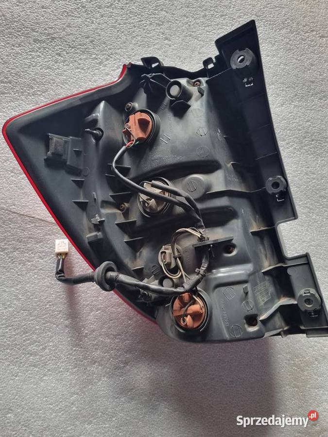 Kia Ceed I Lampa tył tylna prawa dolna 924021H3 Oświetlenie Mielec