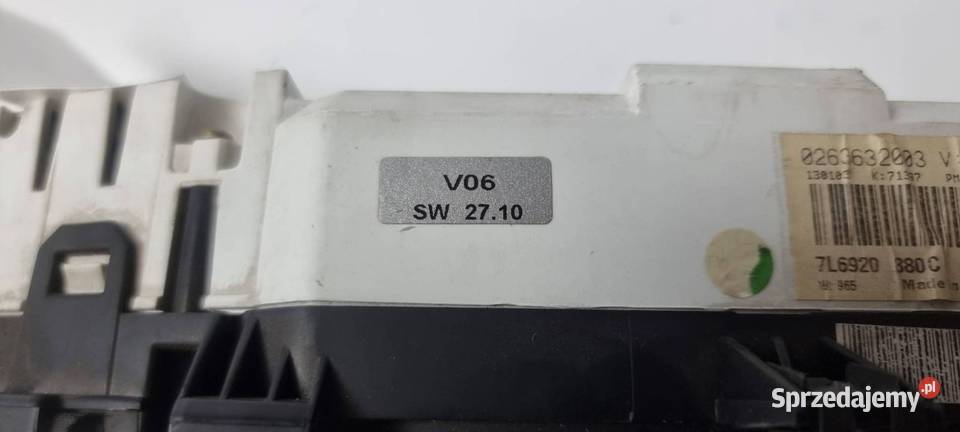 LICZNIK ZEGAR VOLKSWAGEN TOUAREG 7L6920880C kujawsko-pomorskie