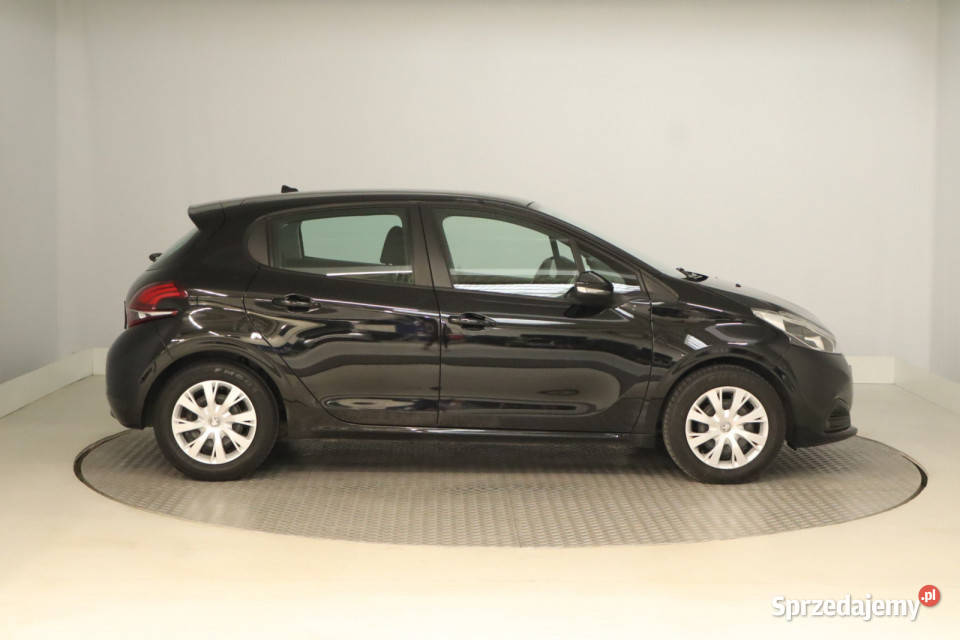 Peugeot 208 12 PureTech Zabrze