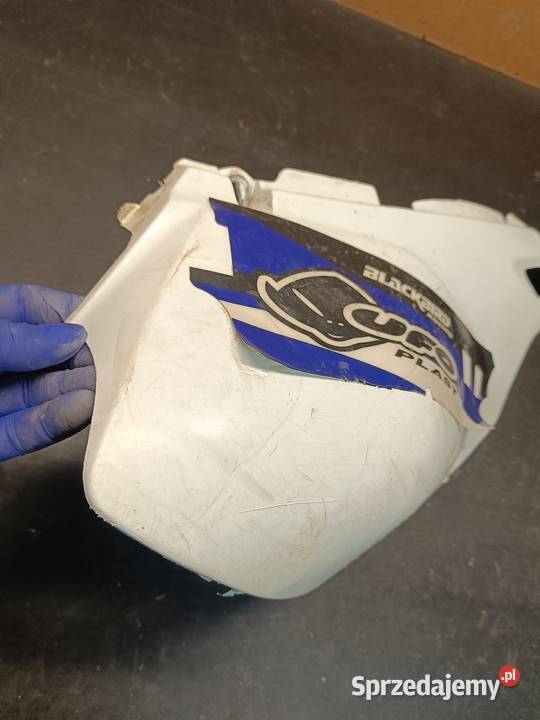 Owiewka osłona plastik boczek tył części Suzuki Gołaczewy